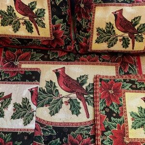 Festive Cardinal Holiday Set